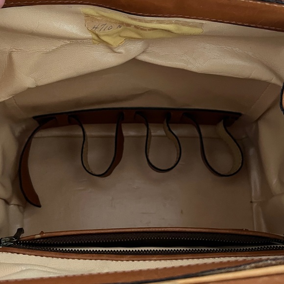 Gucci Bag Gucci GG Bag Gucci Vanity Trunk Gucci Cosmetic Bag Gucci Bag. - Picture 14 of 17